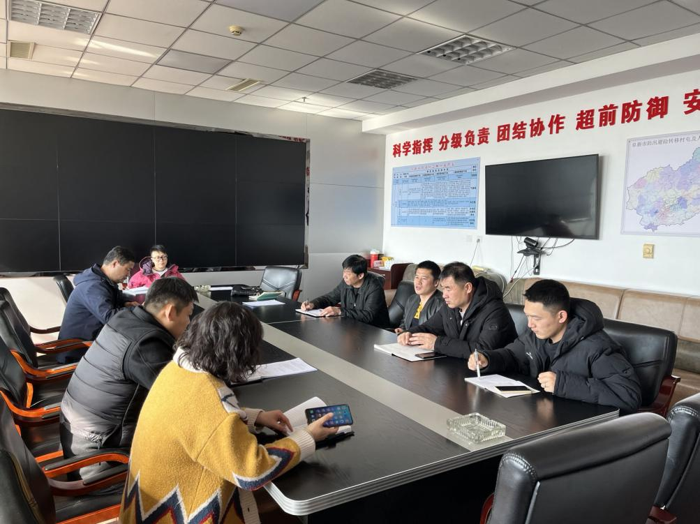 亚洲博彩平台排名组织召开四官营子河人工湿地改善水质工程复工准备会议.png