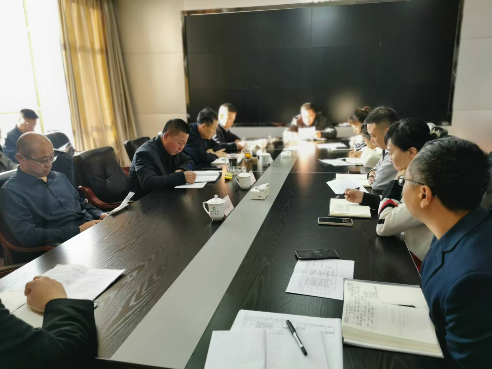 亚洲十大博彩平台召开水利重点工作推进会议.jpg